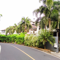 Отель Ananda Place Phuket парковка