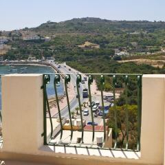 Отель Porto Azzurro Aparthotel Шемшия балкон