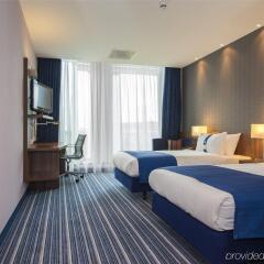 Отель Holiday Inn Express Arnhem комната для гостей фото 2