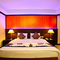 Orchid Garden Hotel сейф в номере