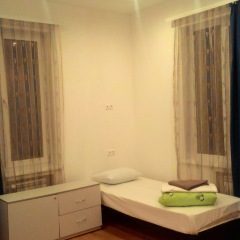 Гостиница Holiday on Zarechnaya - Hostel в Красноярске отзывы, цены и фото номеров - забронировать гостиницу Holiday on Zarechnaya - Hostel онлайн Красноярск комната для гостей фото 4