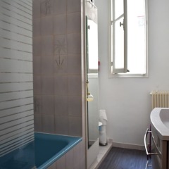 Апартаменты Charming 1 Bedroom Apartment in St Germain ванная фото 2