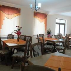 Dupa apa la Razvan in Sighetu Marmatiei, Romania from 53$, photos, reviews - zenhotels.com meals