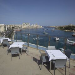 Отель 115 The Strand Suites бассейн фото 2
