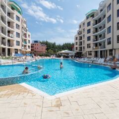 Апартаменты Beach Family Apartment бассейн фото 2