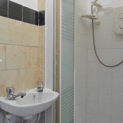 Отель 2 Bedroom Flat In Central Edinburgh Эдинбург ванная фото 2