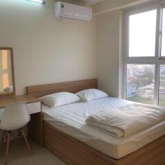 Отель Housing Halong сейф в номере