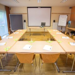 Отель JUFA Hotel Salzburg Австрия, Зальцбург - 1 отзыв об отеле, цены и фото номеров - забронировать отель JUFA Hotel Salzburg онлайн помещение для мероприятий