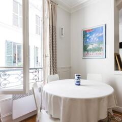 Отель onefinestay - Trocadéro apartments Франция, Париж - отзывы, цены и фото номеров - забронировать отель onefinestay - Trocadéro apartments онлайн балкон