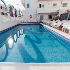 Отель Luxmar Aparthotel бассейн фото 2
