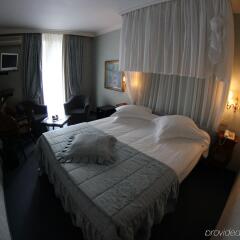 Отель Boutique Hotel Die Swaene Бельгия, Брюгге - 1 отзыв об отеле, цены и фото номеров - забронировать отель Boutique Hotel Die Swaene онлайн комната для гостей фото 5