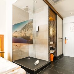 Отель Cocoon Германия, Мюнхен - отзывы, цены и фото номеров - забронировать отель Cocoon онлайн бассейн