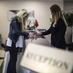 Aroyal Suites Hotel фитнесс-зал