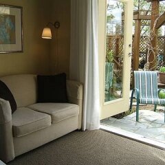Отель A Downtown Victoria Ocean View B & B Канада, Виктория - отзывы, цены и фото номеров - забронировать отель A Downtown Victoria Ocean View B & B онлайн комната для гостей фото 5