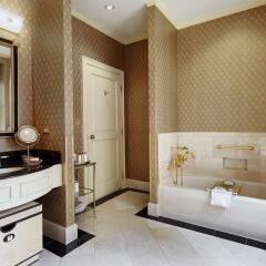 Отель Waldorf Astoria New York США, Нью-Йорк - 8 отзывов об отеле, цены и фото номеров - забронировать отель Waldorf Astoria New York онлайн ванная фото 2