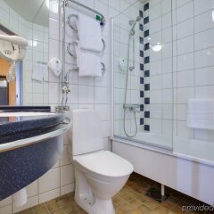 Отель Park Inn By Radisson Stockholm Solna Солна ванная