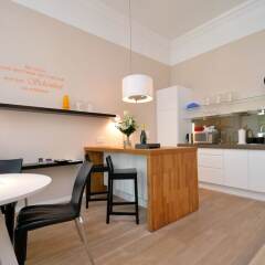 Апартаменты Best Deal in Town ! 'PURO' Exclusive Designer Apartment in the Center Мюнхен питание
