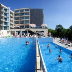 Slavey Hotel с домашними животными