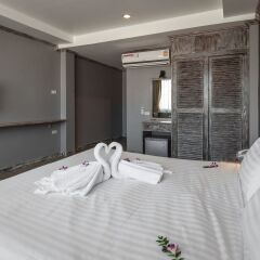 City Dance Hotel сейф в номере