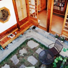 Отель Vine House бассейн