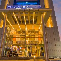 Отель Wyndham Dubai Marina Дубай вид на фасад