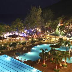 Отель Le Meridien Phuket Beach Resort бассейн фото 2