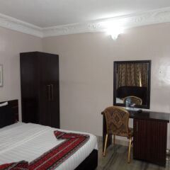 The Governor's Hotel удобства в номере