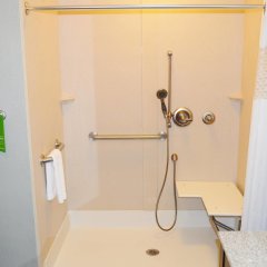 Hampton Inn Foley in Foley, United States of America from 237$, photos, reviews - zenhotels.com bathroom