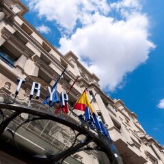 Отель Tryp Madrid Atocha Hotel Испания, Мадрид - 8 отзывов об отеле, цены и фото номеров - забронировать отель Tryp Madrid Atocha Hotel онлайн приотельная территория