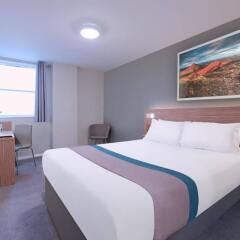 Отель Travelodge Brighton Seafront Брайтон комната для гостей фото 5