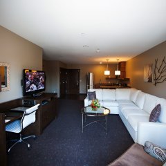 The Oxford Hotel Bend in Bend, United States of America from 694$, photos, reviews - zenhotels.com guestroom photo 3