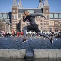 Отель W Amsterdam спортивное сооружение