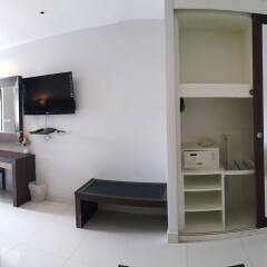 Отель April Suites Pattaya Паттайя сейф в номере