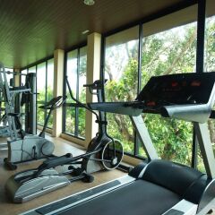 Отель Crown Lanta Resort & Spa Ланта фитнесс-зал фото 2