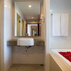 Chanalai Flora Resort, Kata Beach in Mueang, Thailand from 91$, photos, reviews - zenhotels.com bathroom photo 2