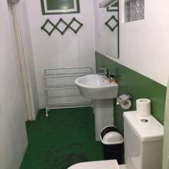 Отель The Rivendell ванная