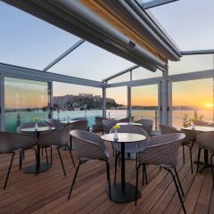 Athens Cypria Hotel бассейн