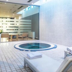 AC Hotel Torino by Marriott бассейн