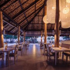 Отель Moonlight Exotic Bay Resort Таиланд, Ланта - отзывы, цены и фото номеров - забронировать отель Moonlight Exotic Bay Resort онлайн гостиничный бар
