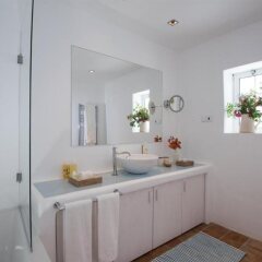 Отель Vila Monte Farm House Португалия, Монкарапашу - отзывы, цены и фото номеров - забронировать отель Vila Monte Farm House онлайн ванная фото 2