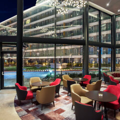 Отель Radisson Blu Residence, Istanbul Batisehir гостиничный бар фото 2