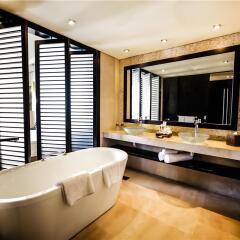 Отель Rixos The Palm Dubai ОАЭ, Дубай - 13 отзывов об отеле, цены и фото номеров - забронировать отель Rixos The Palm Dubai онлайн ванная фото 2
