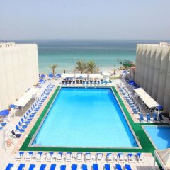 Отель Beach Hotel Sharjah ОАЭ, Шарджа - 8 отзывов об отеле, цены и фото номеров - забронировать отель Beach Hotel Sharjah онлайн бассейн фото 3