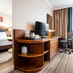 Отель Krakow Hilton Garden Inn Польша, Краков - отзывы, цены и фото номеров - забронировать отель Krakow Hilton Garden Inn онлайн удобства в номере