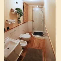 Отель L'attico - Guest House Конверсано ванная фото 2