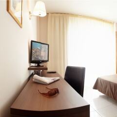 Acqua Hotel Salou Салоу комната для гостей