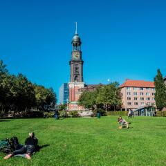 THE MADISON Hotel Hamburg с домашними животными