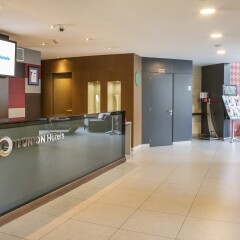 Отель ILUNION Auditori Испания, Барселона - 3 отзыва об отеле, цены и фото номеров - забронировать отель ILUNION Auditori онлайн интерьер отеля фото 3