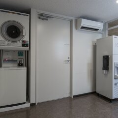 Отель Jr Kyushu Blossom Fukuoka Хаката банкомат