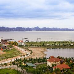 Отель Mushroom Homestay Ha Long